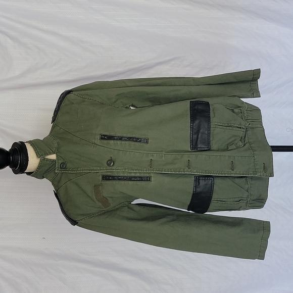 BDG Utility Jacket - Picture 1 of 14